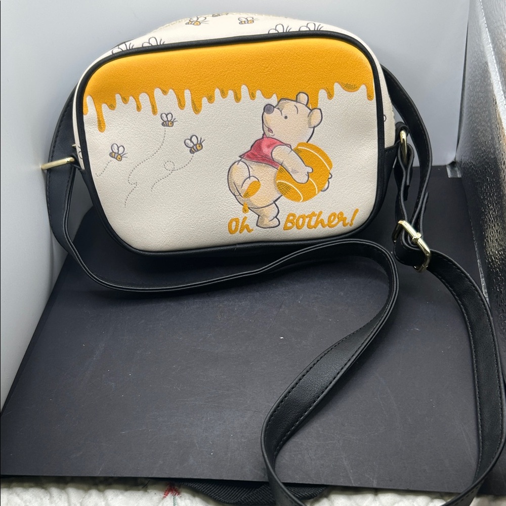 Loungefly White, Yellow & Black Winnie the Pooh Crossbody - "Oh Bother!"